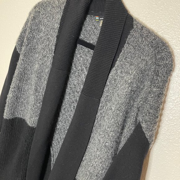 Smartwool | Black and Grey Oversized Open Cardigan - Picture 3 of 7